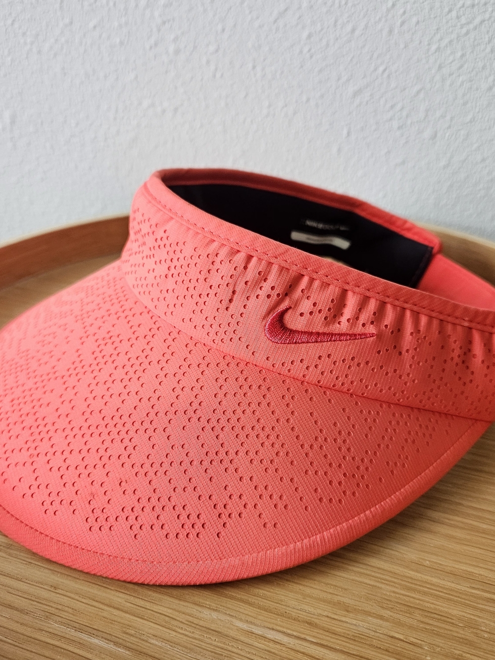 Nike Women's Coral Pink Performance Visor